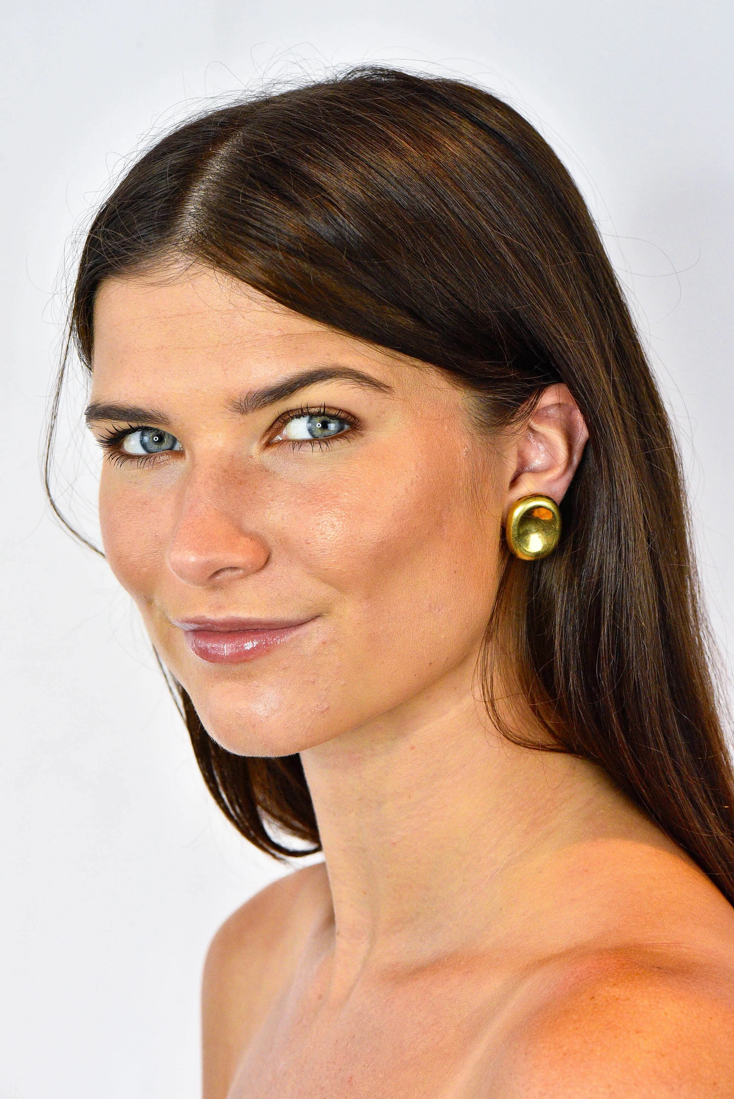 1989 Angela Cummings Vintage 18 Karat Gold Ear-Clip Earrings