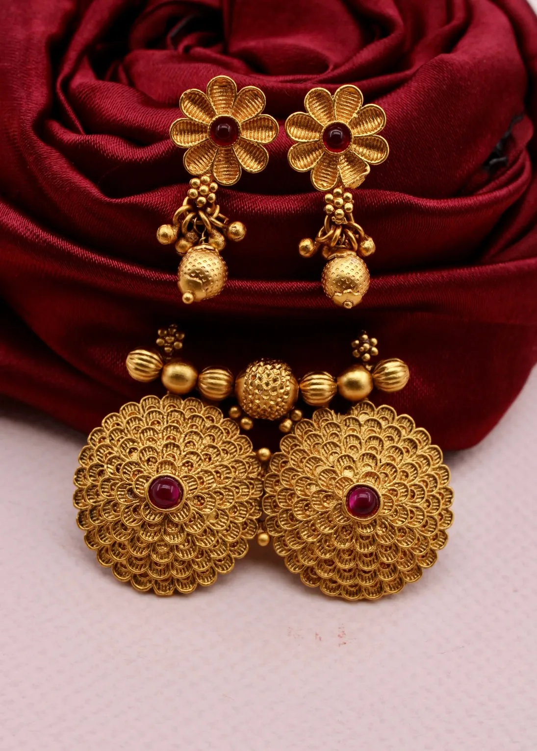 BLOSSOM MATTE WATI PENDANT