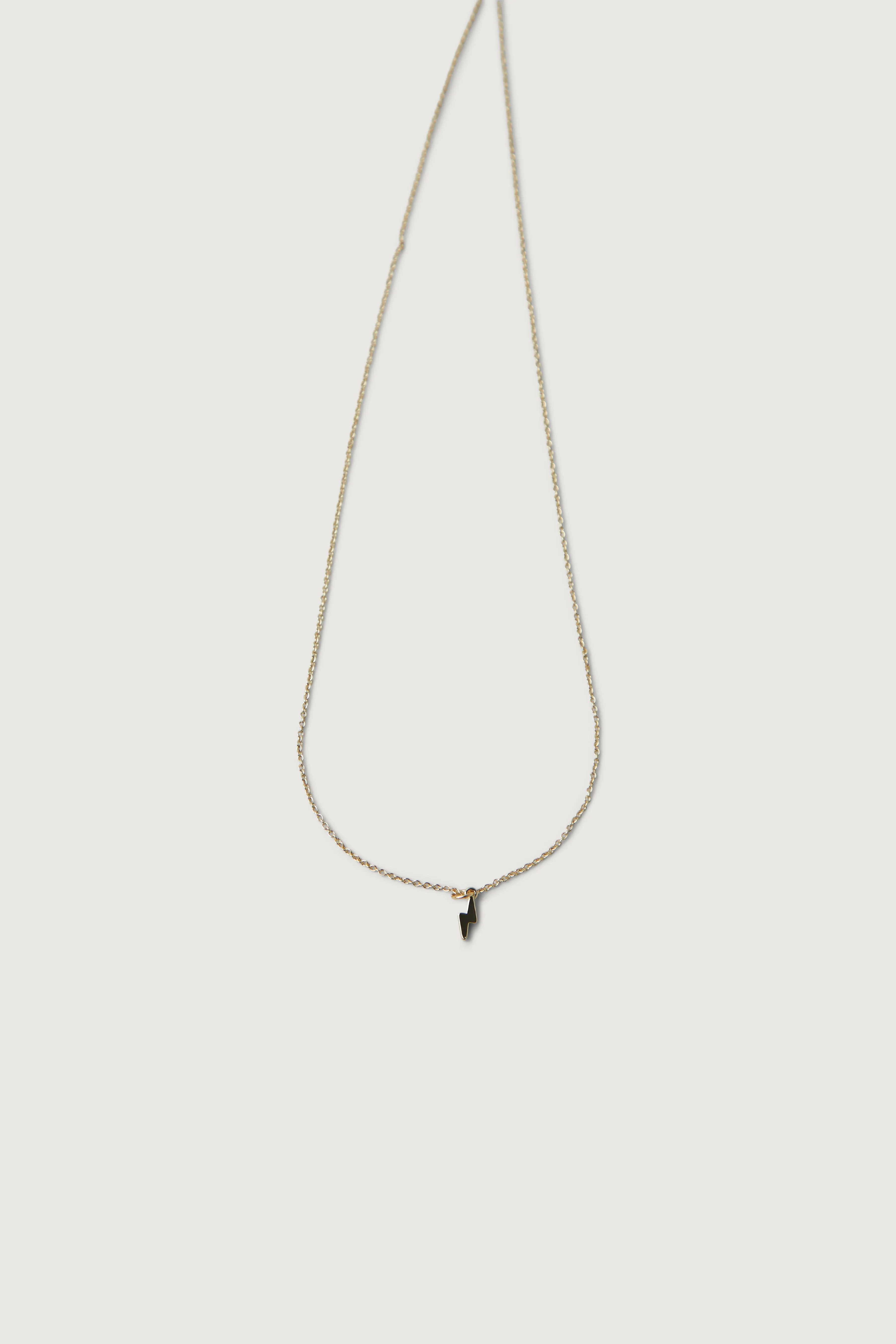 CHARM PENDANT NECKLACE