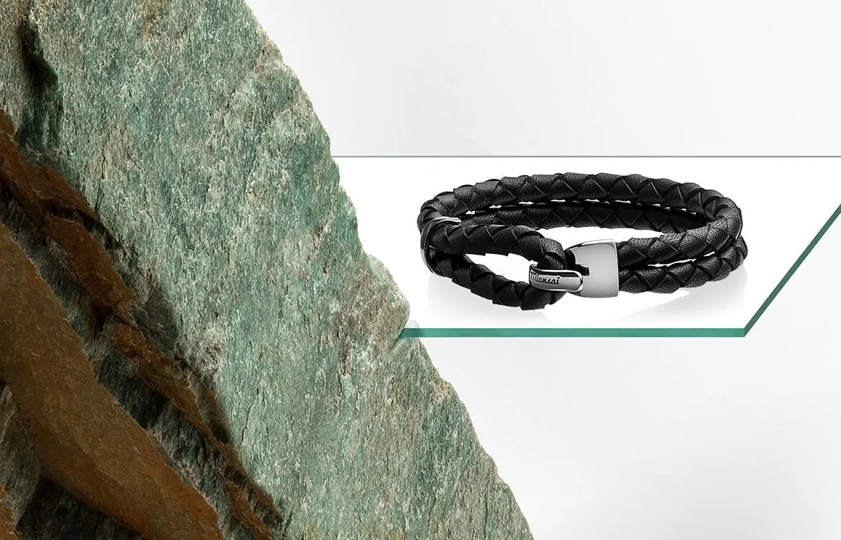 The Beacon Leather Bracelet