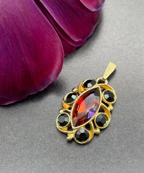 【USA輸入】ヴィンテージ SARAH COV. バイカラーストーン ペンダント/Vintage SARAH COV. Bicolor Stone Pendant