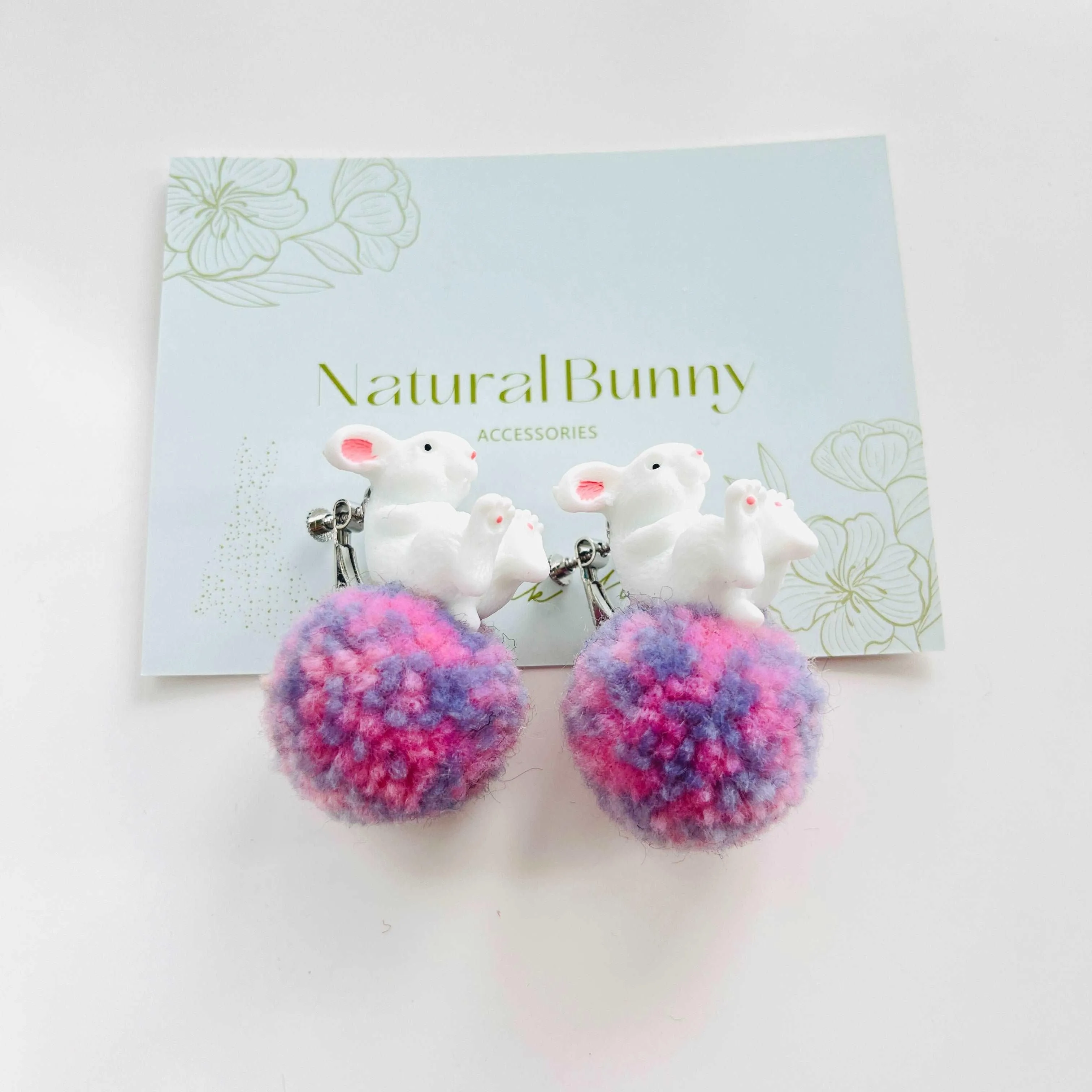 White Rabbit With Pompon Stud Earrings / Clip-on Earrings